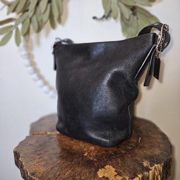 Coach Vintage Legacy 9186 Black Bucket Duffle Bag - Picture 3 of 13